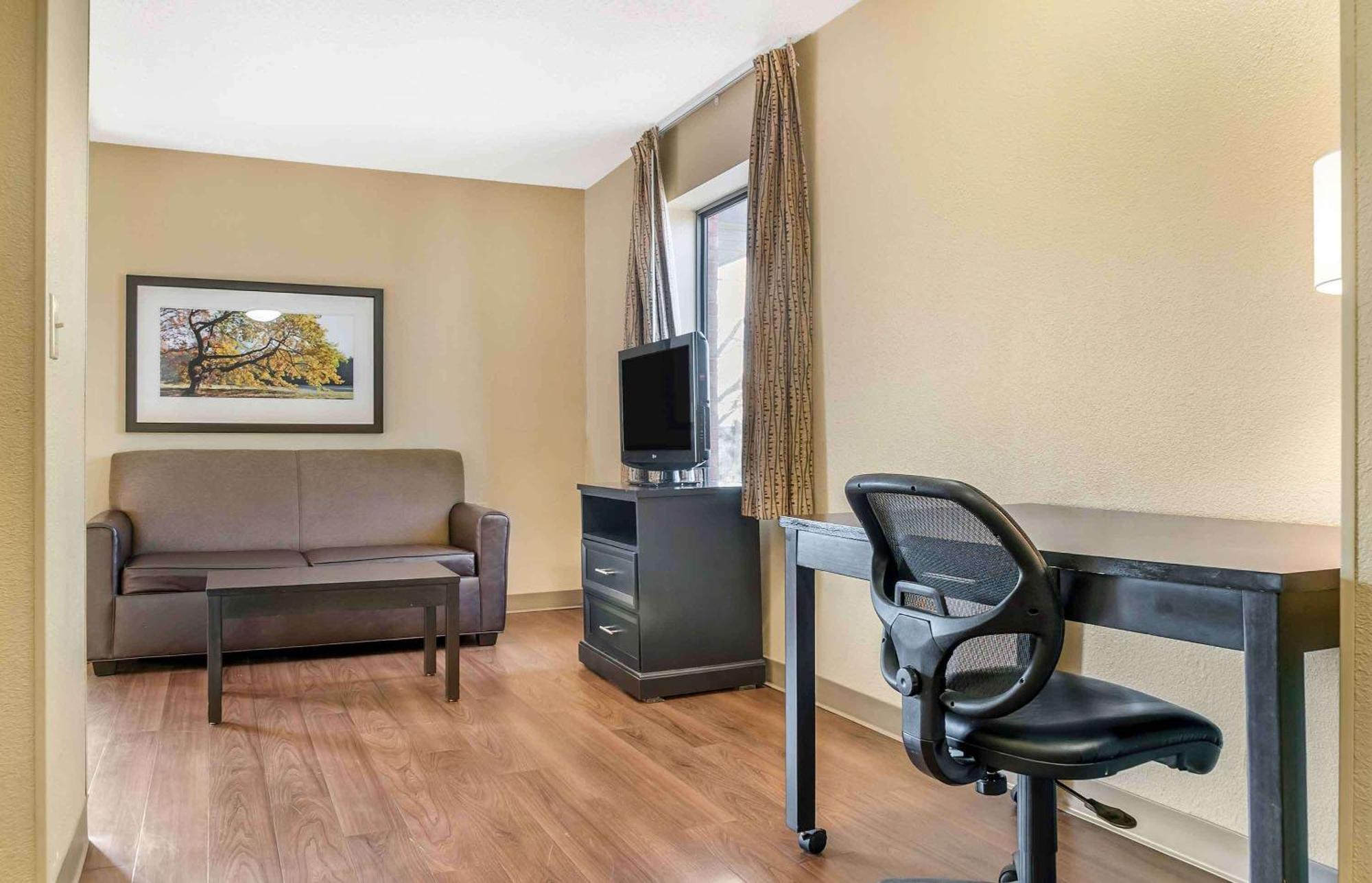 Extended Stay America Select Suites - Detroit - Ann Arbor - University South Exteriör bild